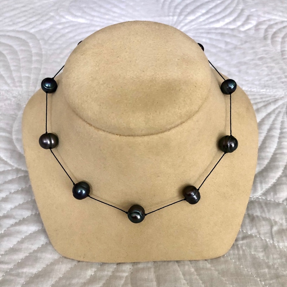 Cultured Baroque 16” Black Pearl Station Necklace